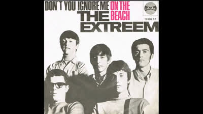 Extreem (1967) - On the beach