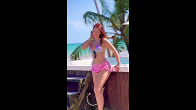 PROFESSORA CIBELLY NA PRAIA